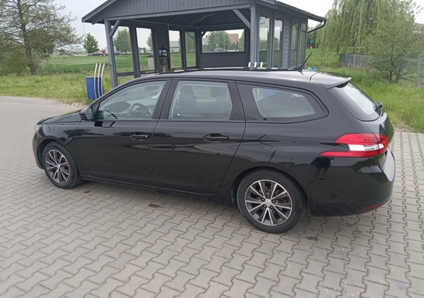 Peugeot 308 cena 25500 przebieg: 212000, rok produkcji 2014 z Szamotuły małe 379